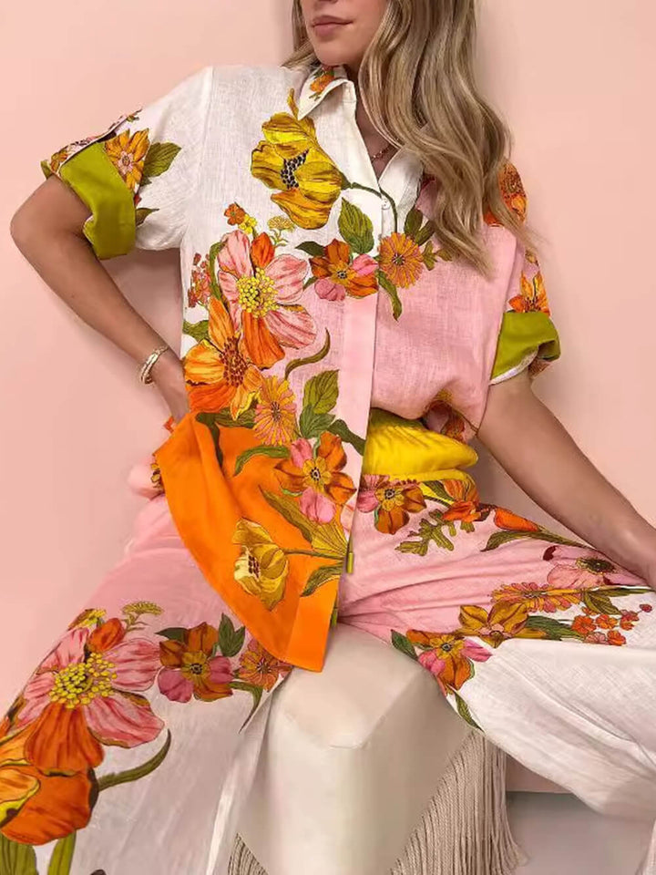 Chemisier surdimensionné boutonné à imprimé unique et sophistiqué au toucher moderne