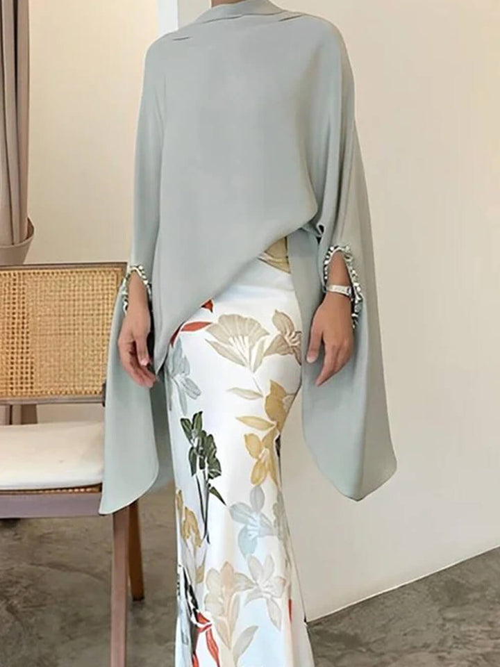 Elegancki garnitur z półgolfem w kwiaty