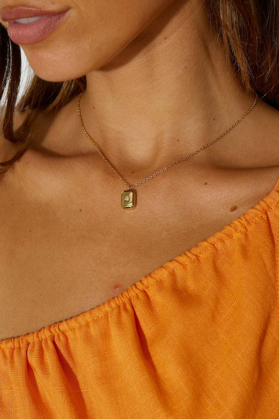 Colier cu carduri placate cu aur de 18K