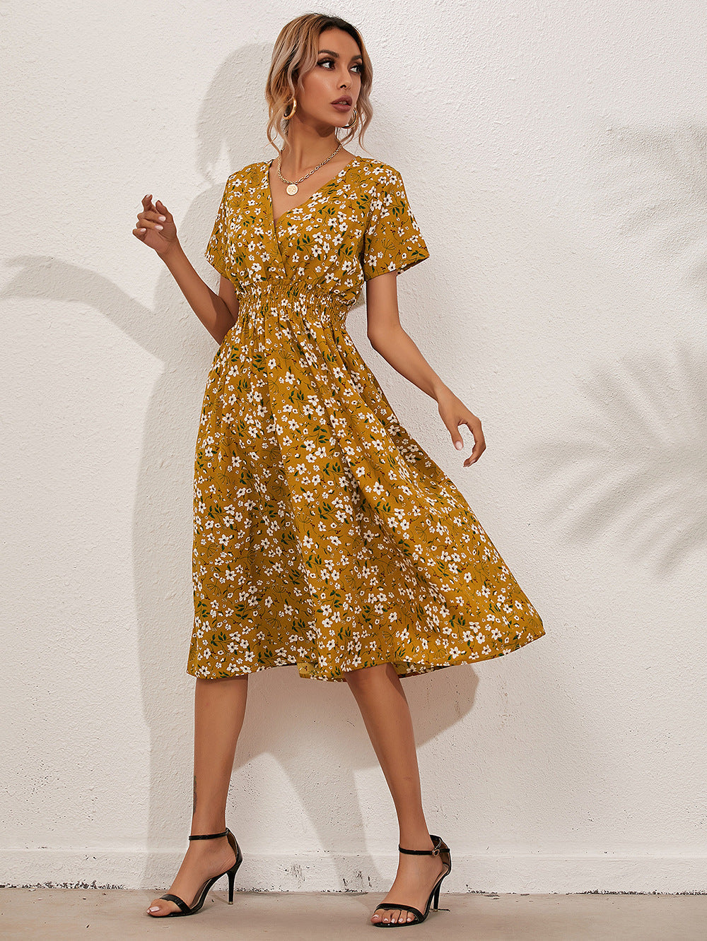 Fashion Casual Small Floral Short-sleeved Midi Dresses