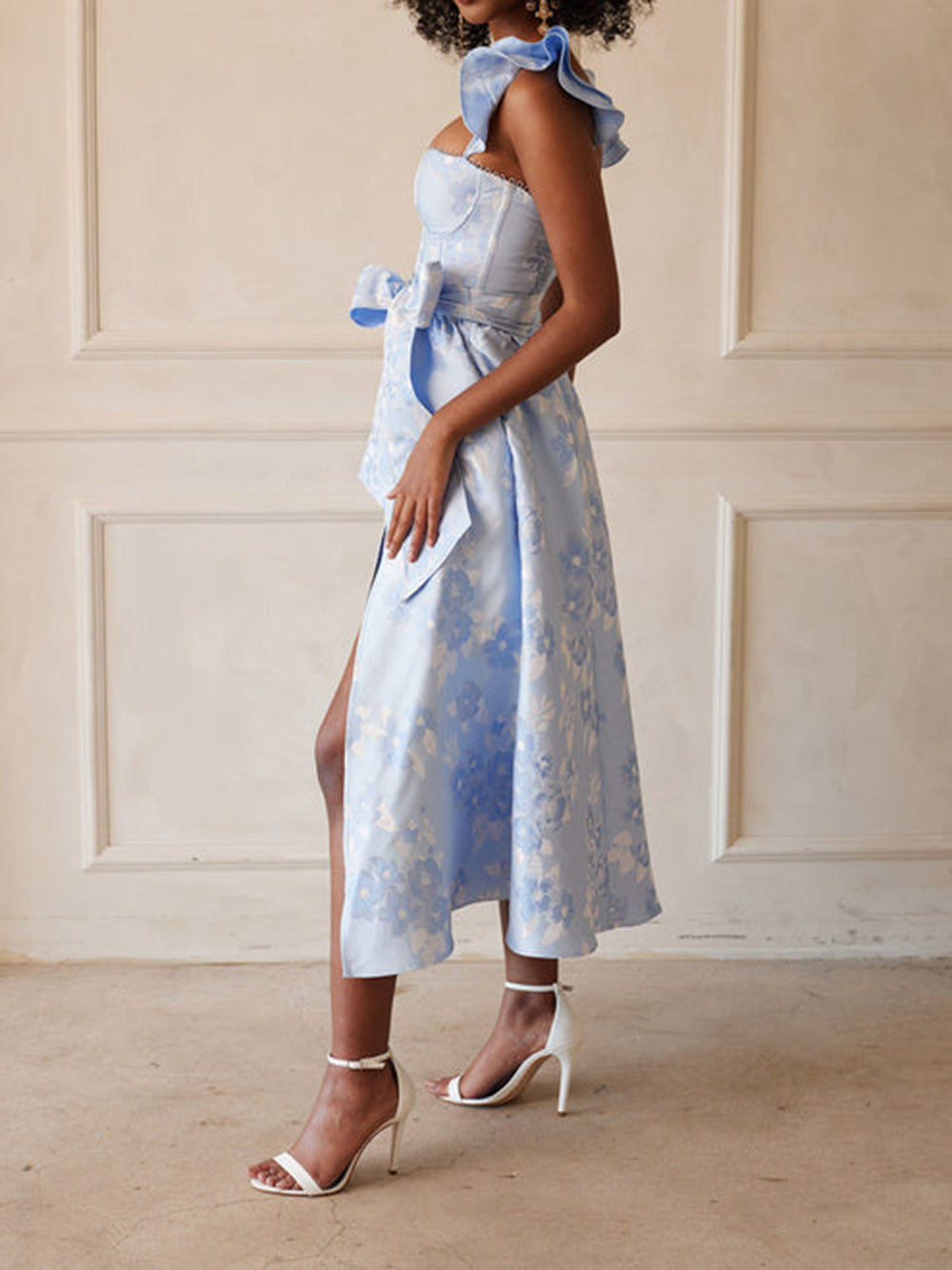 Kelebek Kol Baskılı Belden Bağlamalı Elbise