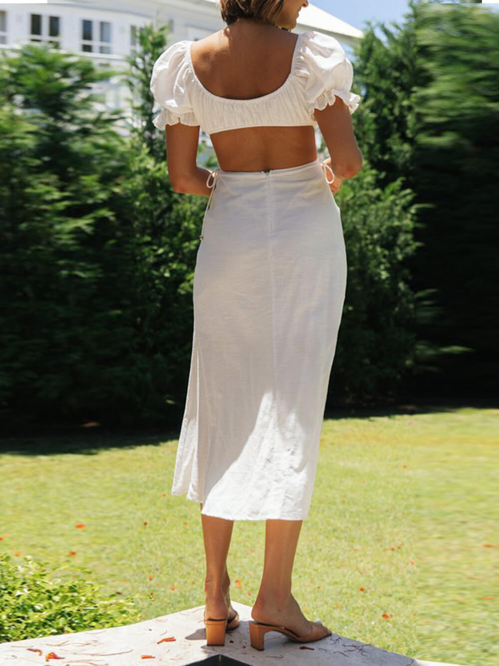 Jednobarevné midi šaty s princeznovým rukávem