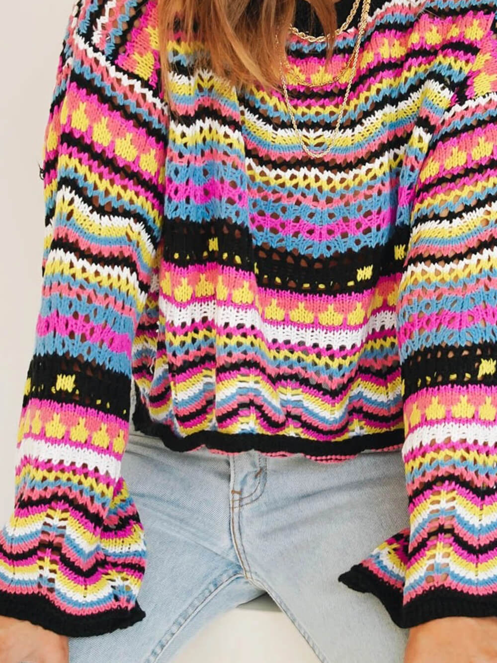 Mid-Color Crew Neck Striped Sweater