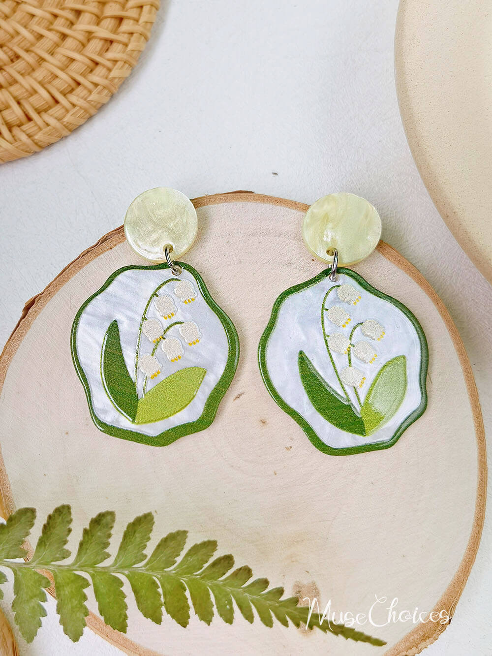 Cute Earrings Floral Design - Green Leaf Acrylic tulip