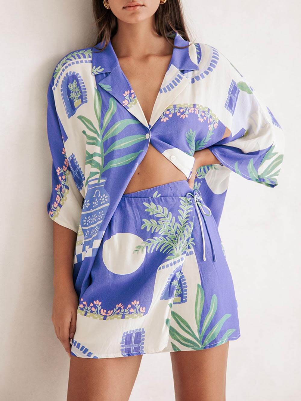 Eenzegaarteg Print Loose Shirt an elastesch Taille Wrap Spëtzekleeder Rock Set