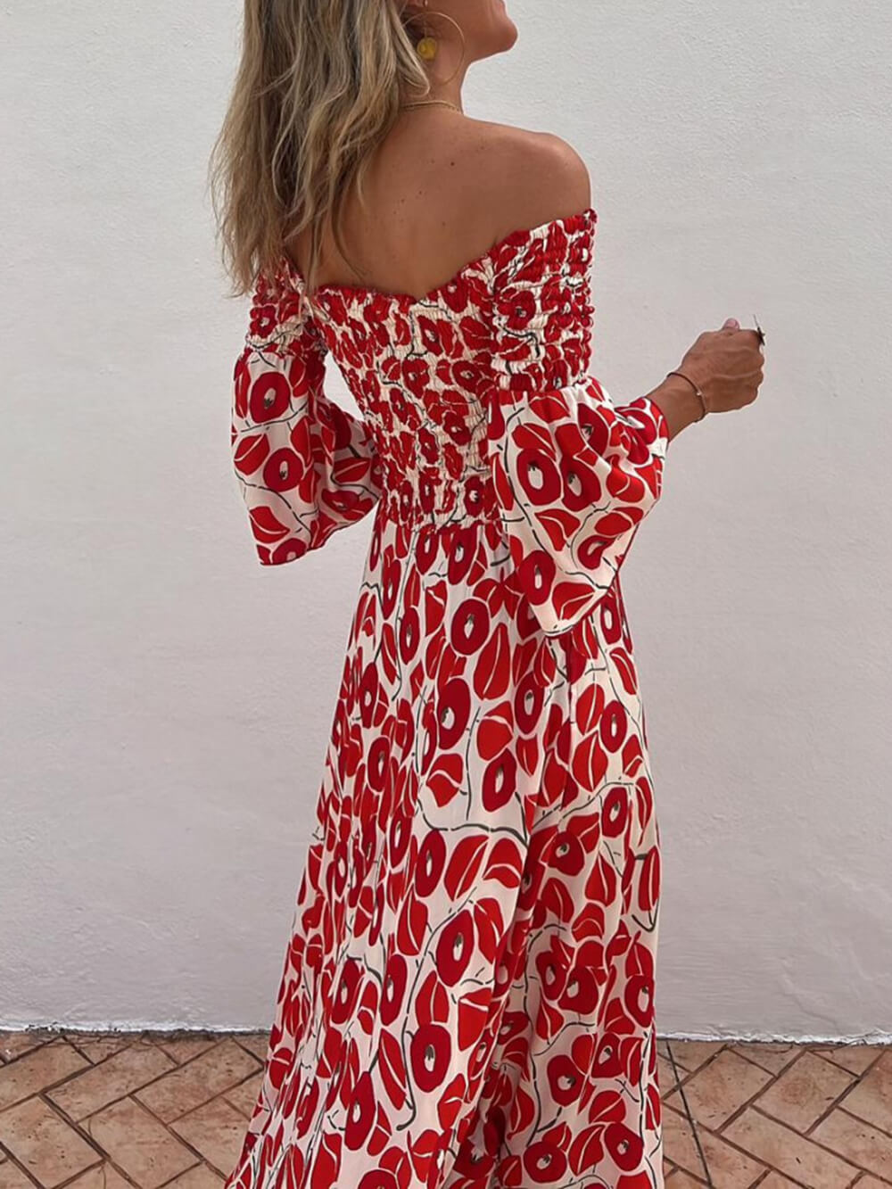 Gesmokte off-shoulder maxi-jurk met bloemenprint en zakken