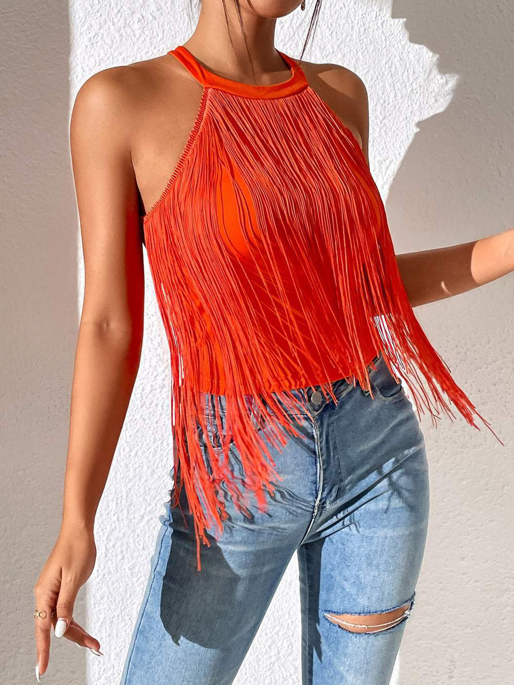 Elegante Halter Neck Tassel Top