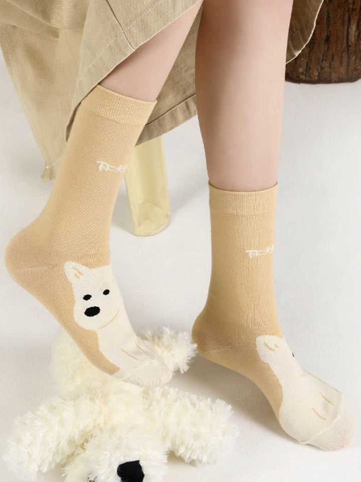 Chaussettes mignonnes de chiot de dessin animé