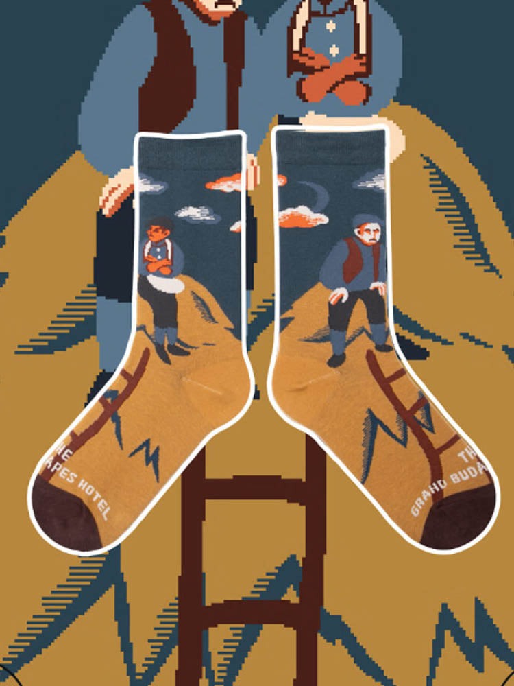 Wadenhohe Socken mit Cartoon-Muster