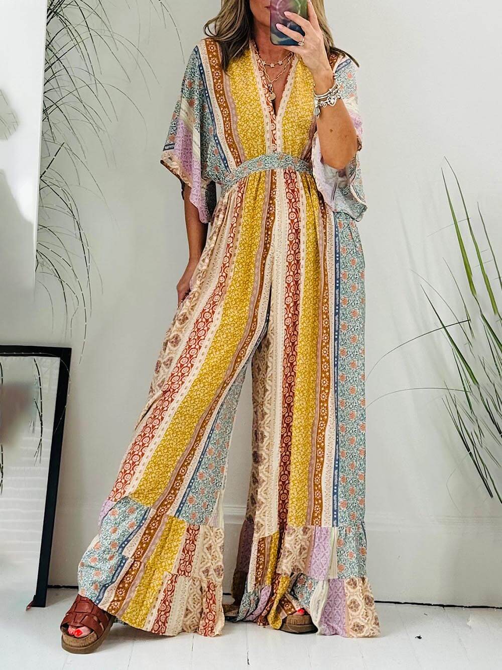 Retro Floral Flare Sleeve Loose Loose Jumpsuit med brede ben