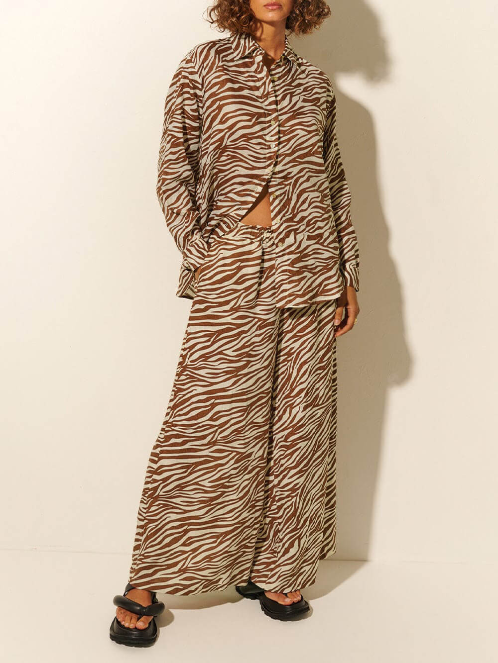 Button Open Collar Loose Zebra Print Drawstring Wide Leg Hosen-Set