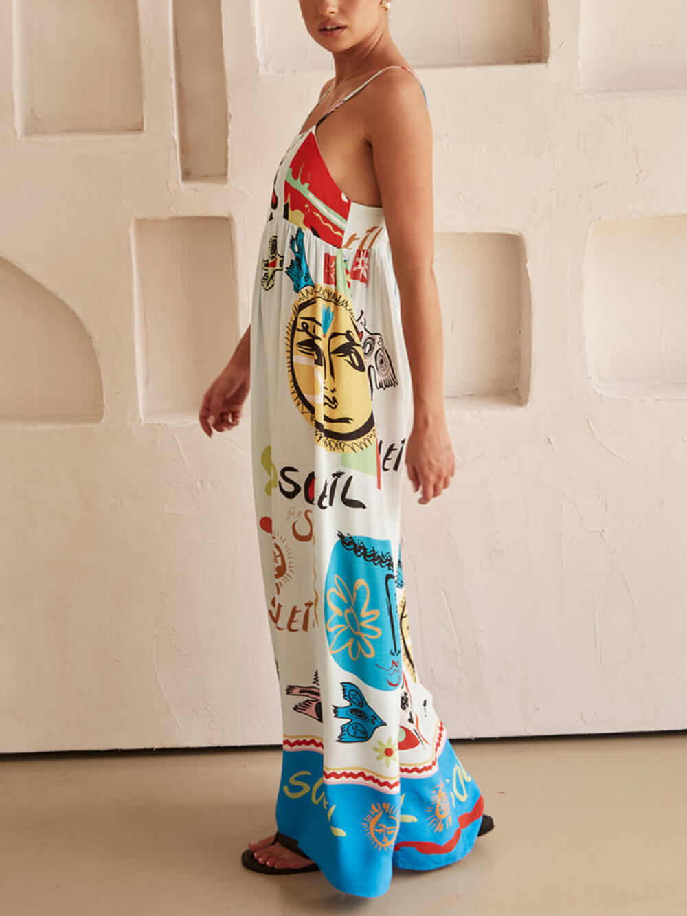 परिष्कृत सनसनी साटन अद्वितीय प्रिंट मैक्सी ड्रेस