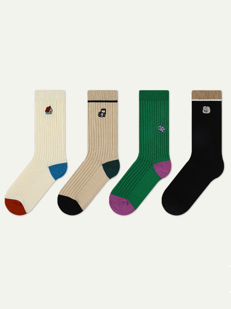 Léif gestickte Bréif Socken