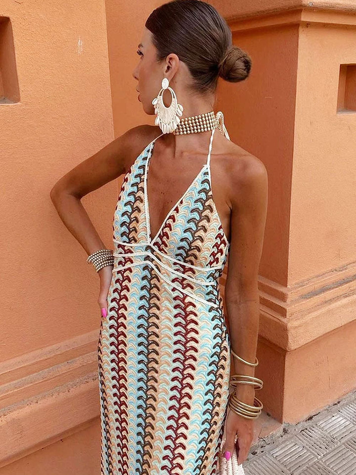 Maxi vestidos de vacaciones con cuello en V sin espalda y estampado bohemio de punto con cuello halter-Beige