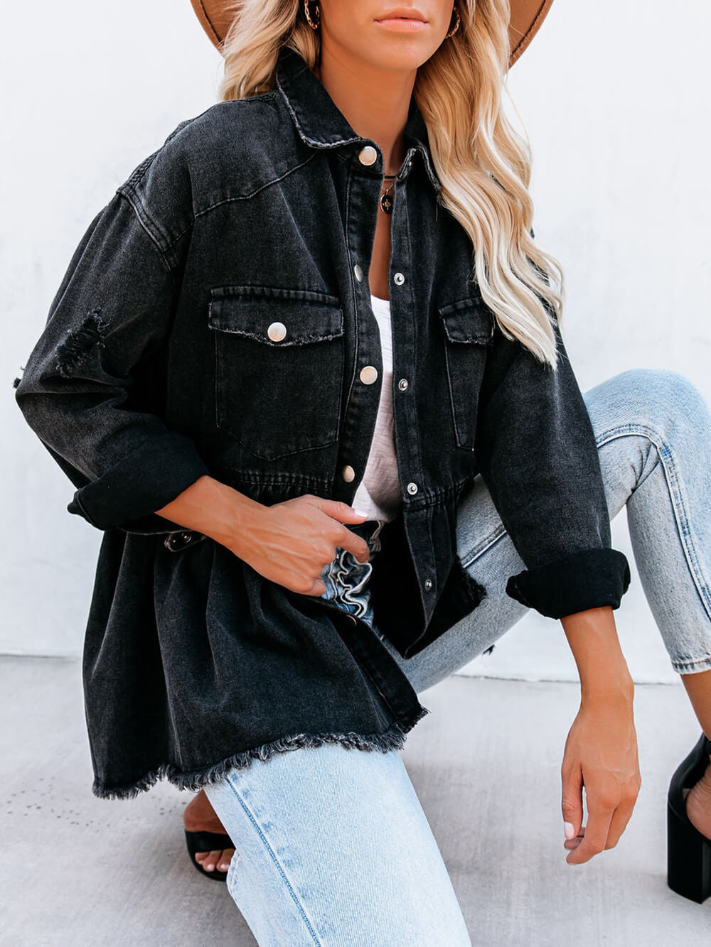 Distressed Denim Button Down skjortejakke