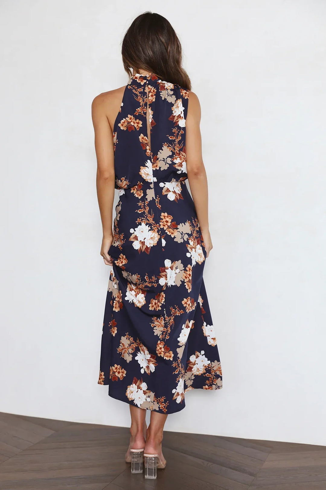 Wine Country Dates Floral Halter Neck Elastik Talje Maxi Kjole