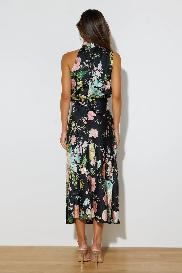 Wine Country Dates Floral Halter Neck Elastik Talje Maxi Kjole