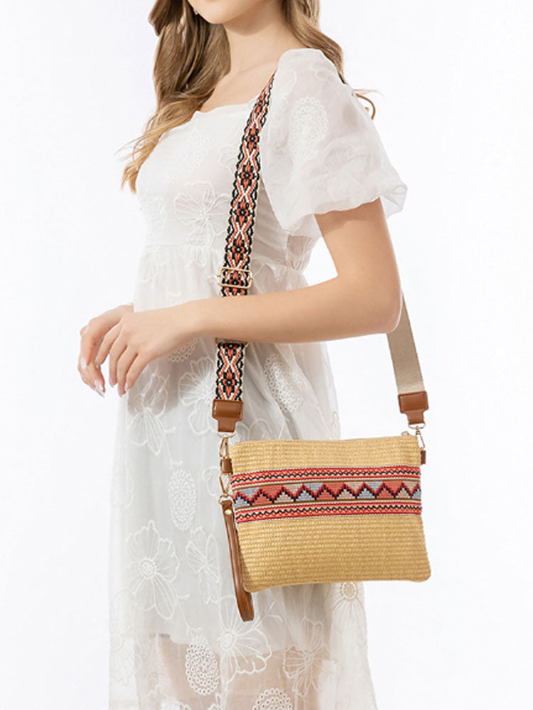 Grass Woven Clutch