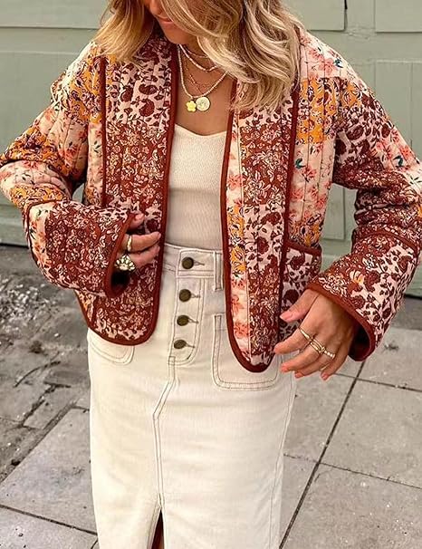 Jacke mit überschnittenen Schultern und Blumen-Patchwork-Print