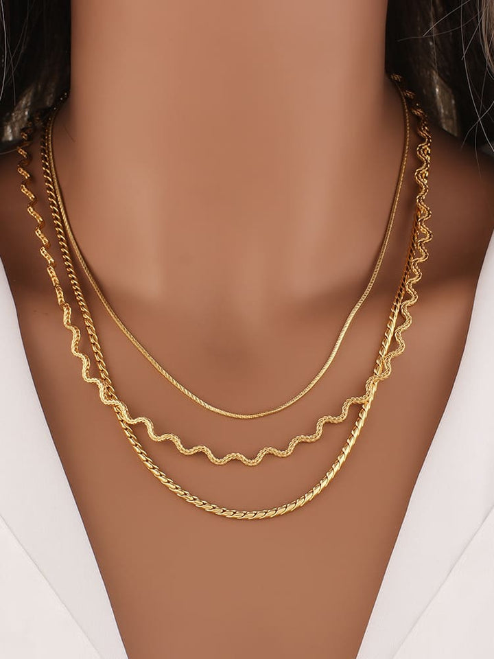 Collier chaîne ondulée texturée