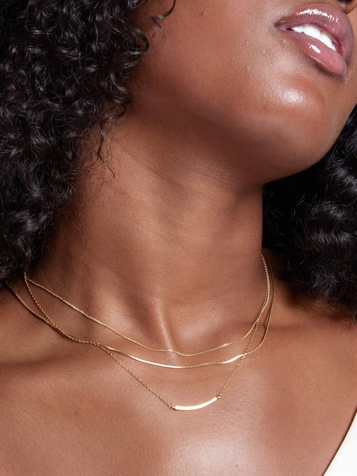 LUXE Curved Bar Halsband