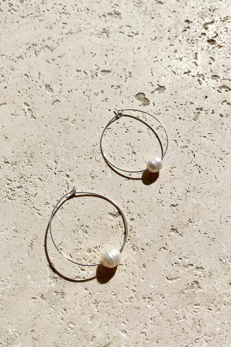 Simple Pearl Fine Wire Hoops - Cream/Silver