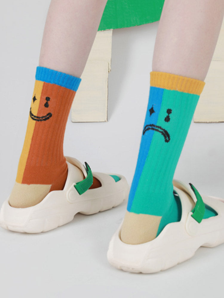 Asymmetrische Baumwollsocken im Farbblockdesign