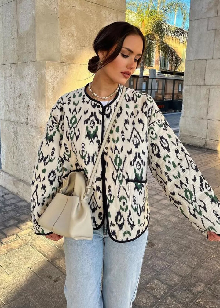 Dünne Steppjacke mit geometrischem Print