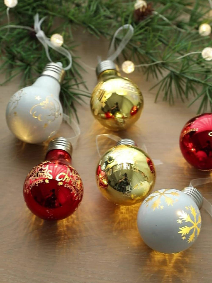 Kreative Weihnachtskugel mit galvanisierter Glühbirne zum Aufhängen