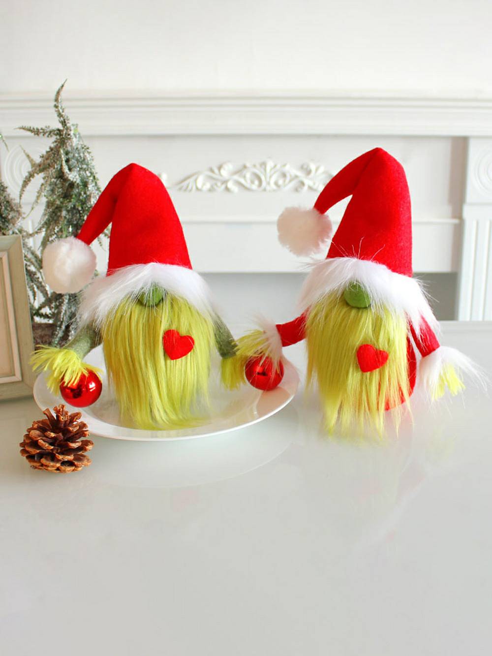 Εγκάρδια χριστουγεννιάτικη διακόσμηση με πράσινη γενειάδα Gnome βελούδινο ξωτικό