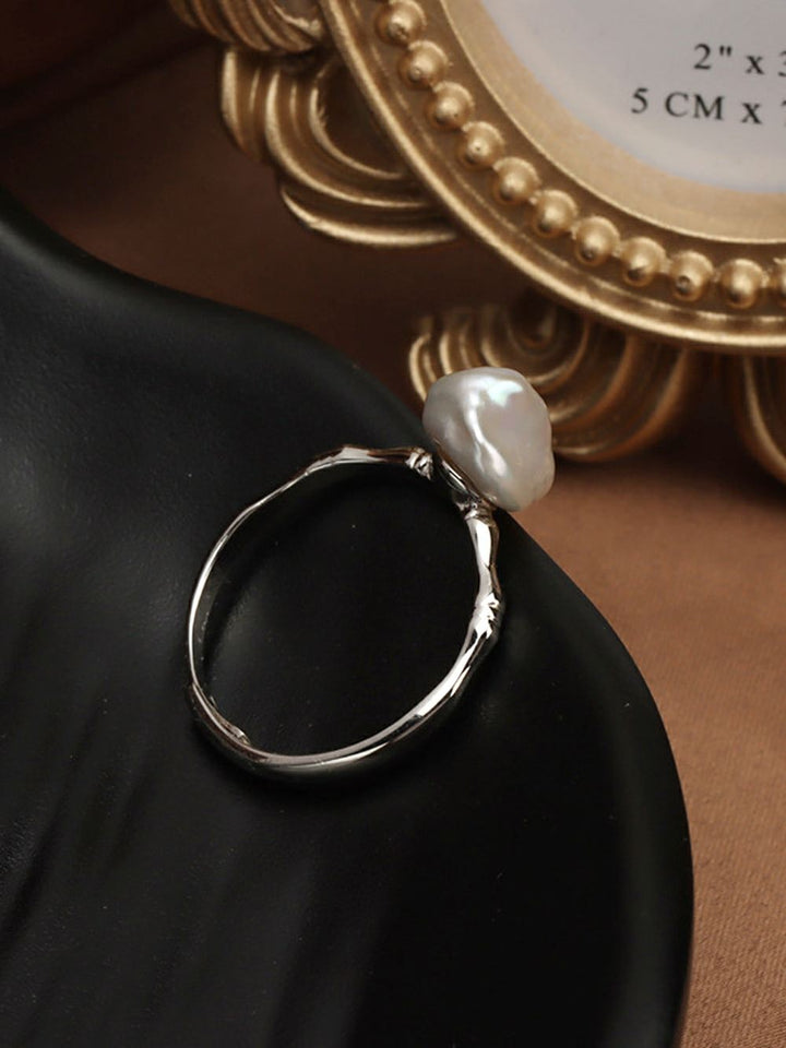 טבעת פנינת כסף בסגנון הבארוק Antioue