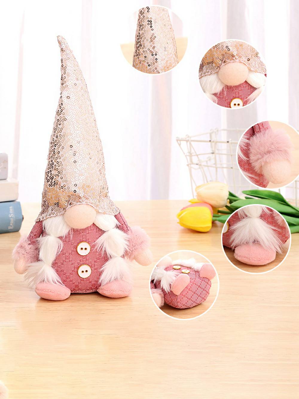 Kerstpluche-elf: Rudolph Gnome-pop met roze kralen