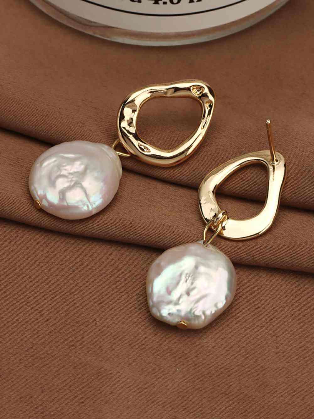 Pendientes de perlas naturales de agua dulce con botón barroco