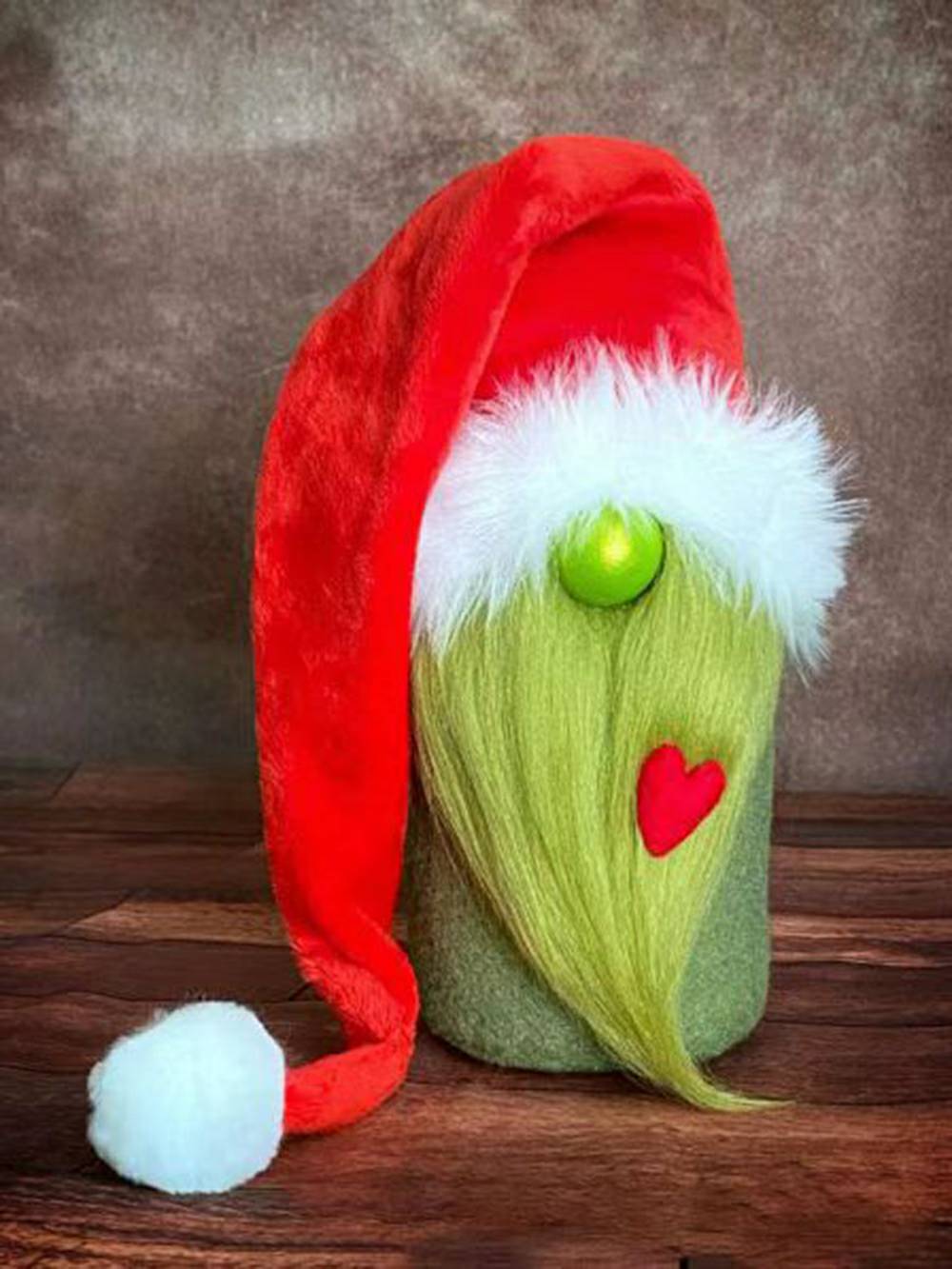 Εγκάρδια χριστουγεννιάτικη διακόσμηση με πράσινη γενειάδα Gnome βελούδινο ξωτικό