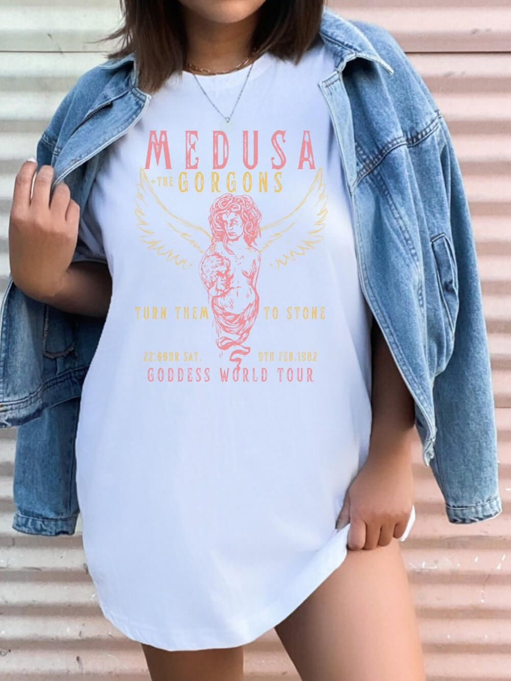 Koszulka w stylu vintage z grecką boginią Meduzą