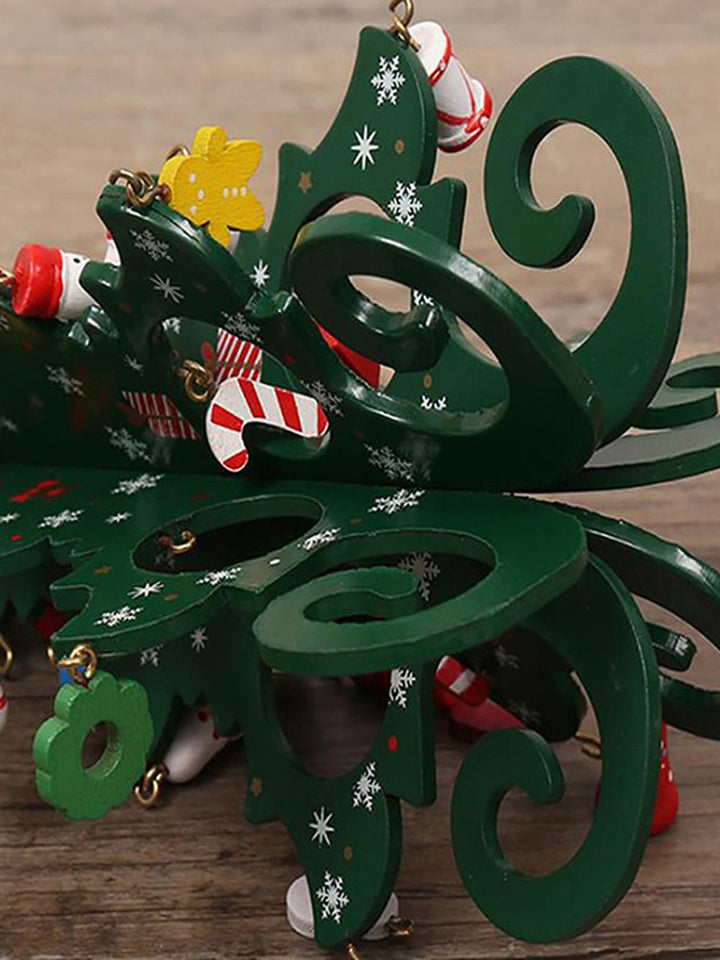 Christmas Six-Piece Tree With Small Pendants