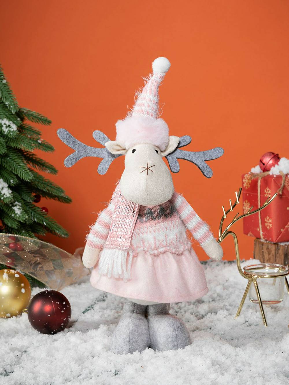 Barbie natalizia in peluche rosa con renna elfo e pupazzo di neve Rudolph