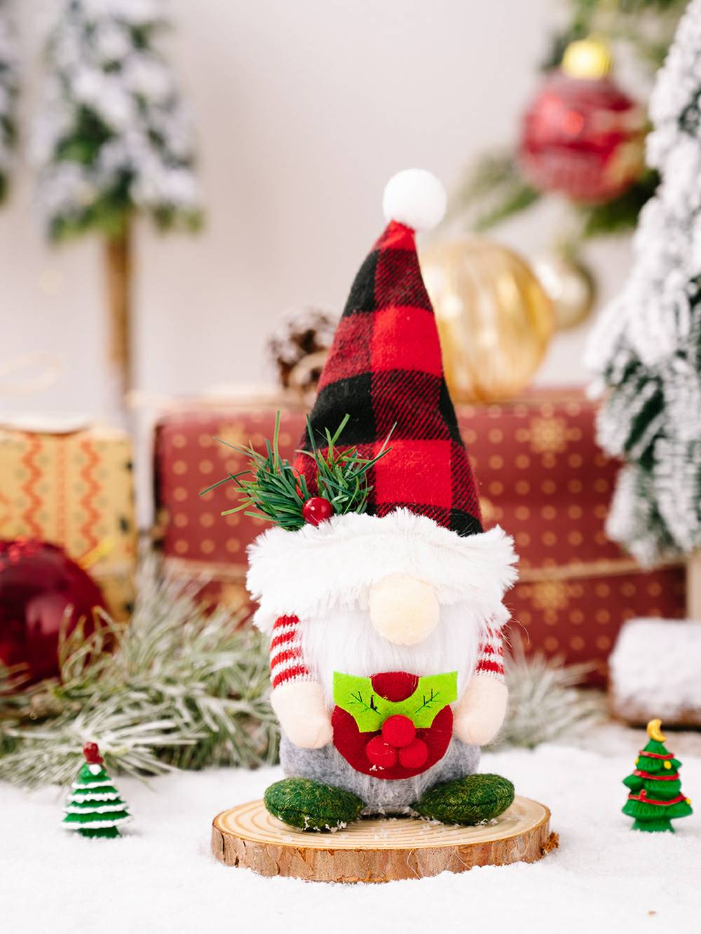 Bambola Rudolph dell'elfo natalizio con pompon