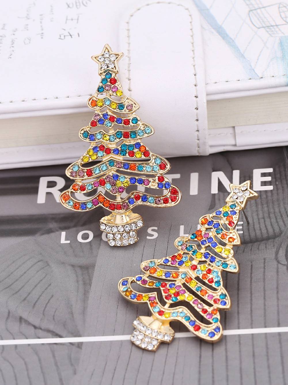 Brincos de árvore de Natal de cristal com inspiração floral