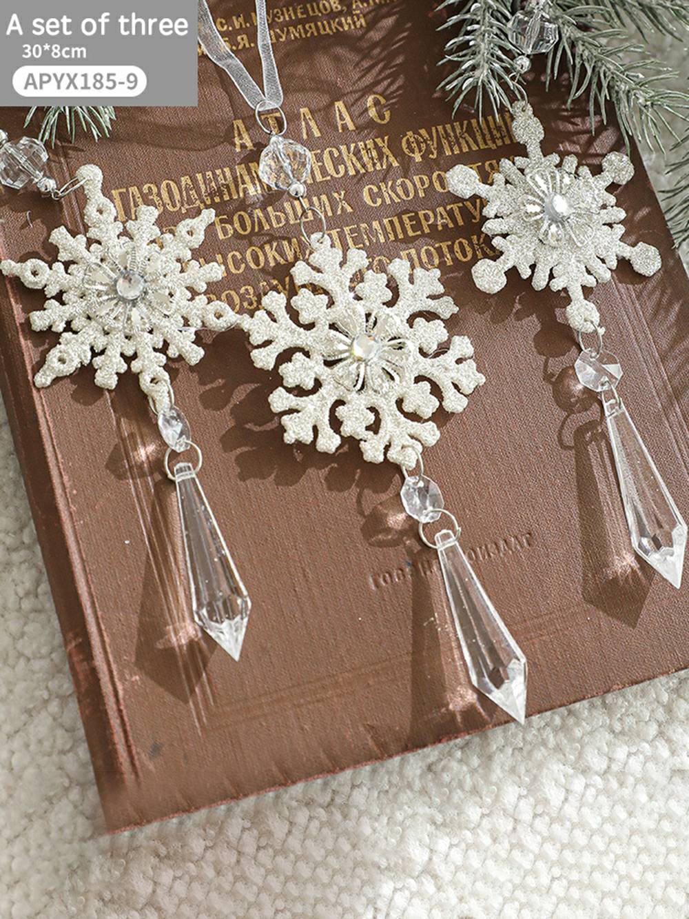 Ornamento di filo di perline con fiocco di neve in cristallo glitterato