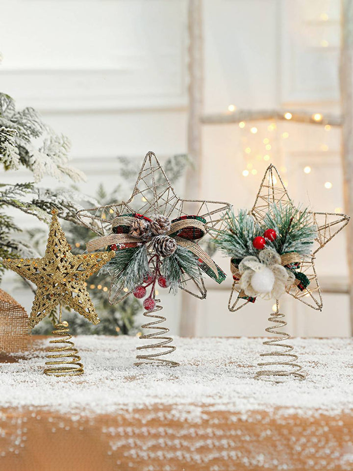 Artistic Christmas Tree: Golden 3D Hollowed Out Pentagram