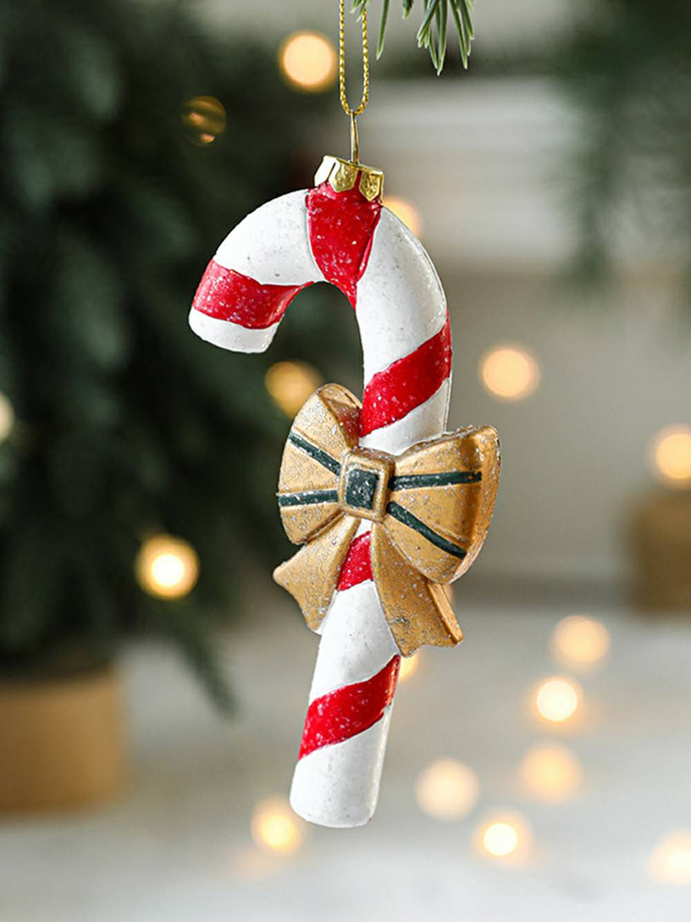 Ζωγραφισμένο στο χέρι Χριστουγεννιάτικο στολίδι με ζαχαροκάλαμο ντόνατ