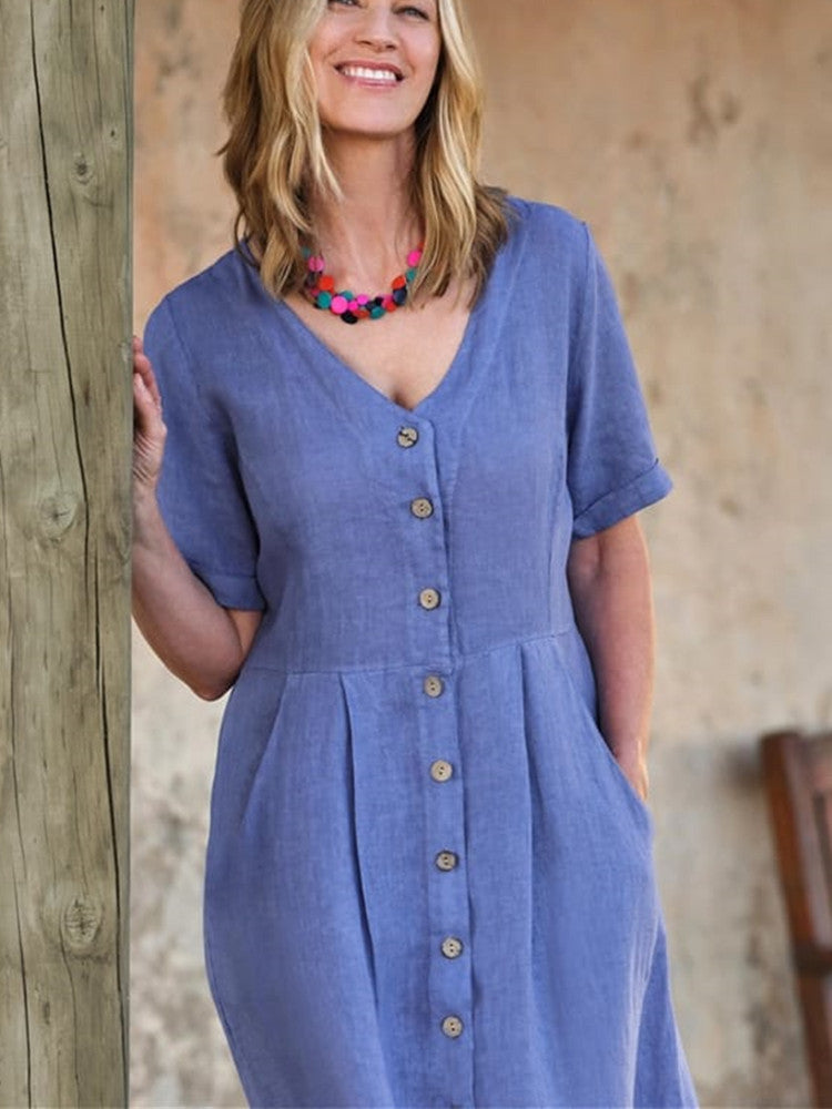 Vestido midi de lino con cuello en V, botones y bolsillo en azul lavanda