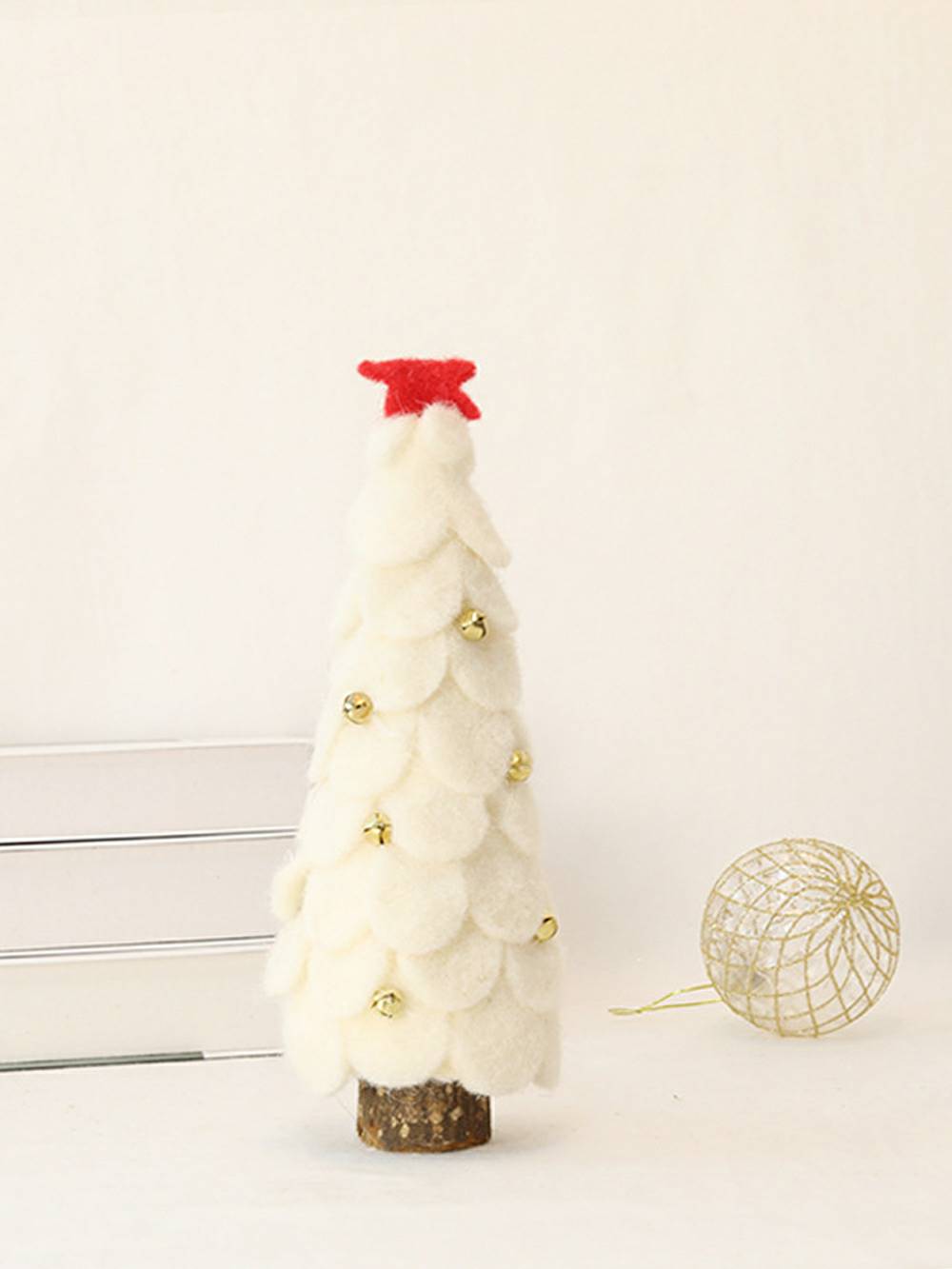 Jolie décoration d'arbre de Noël en feutre