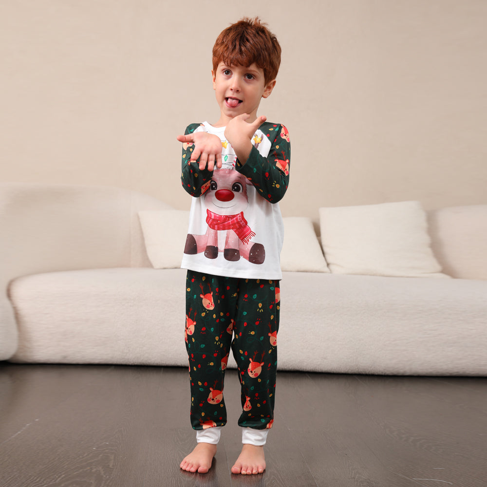 Conjuntos de pijamas a juego familiares con ciervos coloridos