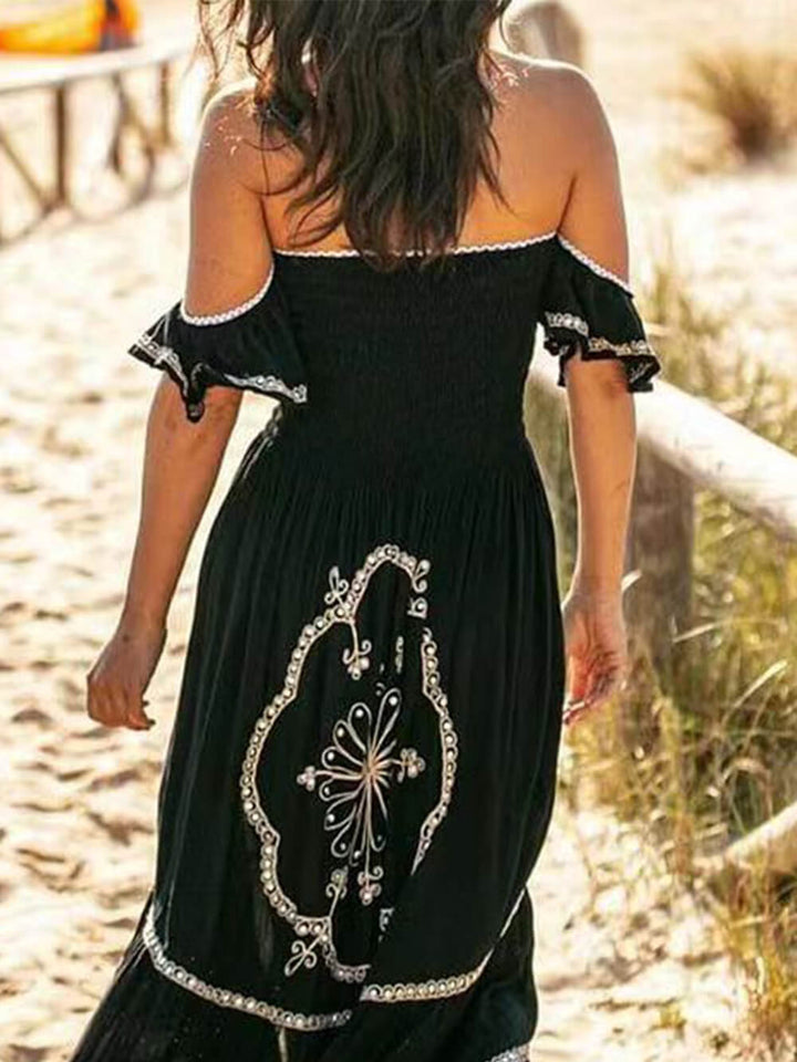 Schmales schwarzes langes Kleid mit Spitzensaum