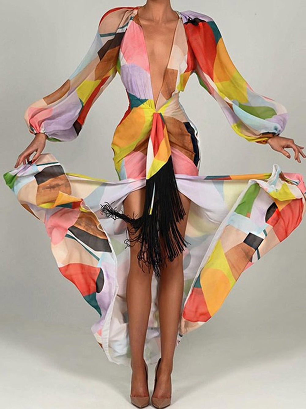 Sukienka maxi z dekoltem w kształcie litery V