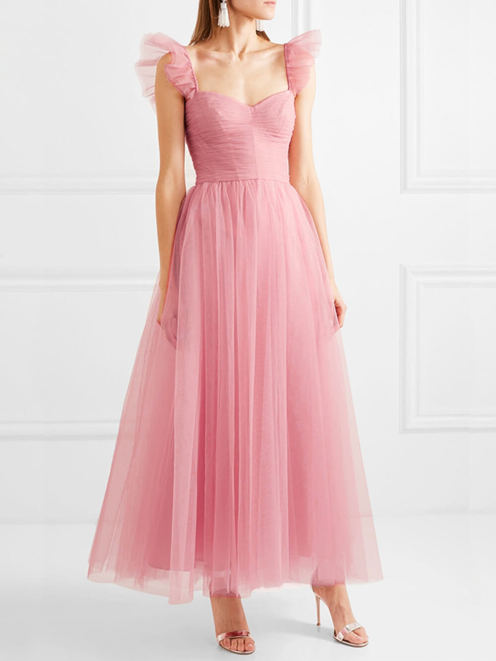 Elegancka sukienka midi o dopasowanym kroju, w jednolitym kolorze