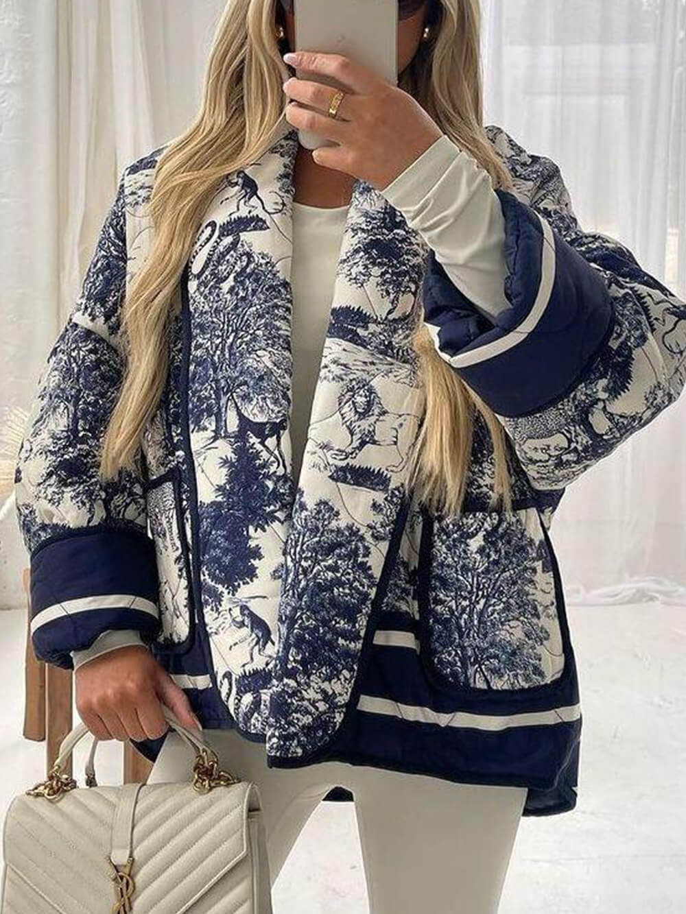 Jaqueta acolchoada de algodão estampada com bolsos duplos