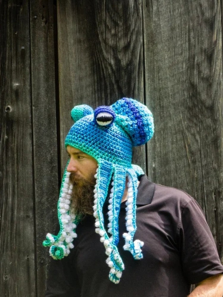 Cosplay stworzeń morskich z kapeluszem ośmiornicy
